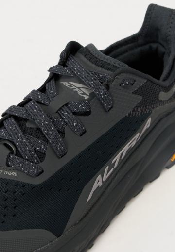 Беговые кроссовки