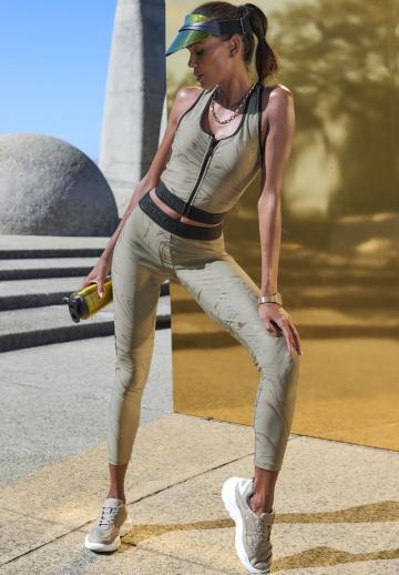 Спортивные штаны