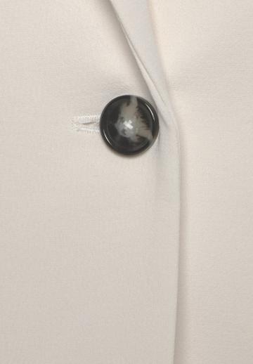 Короткое пальто