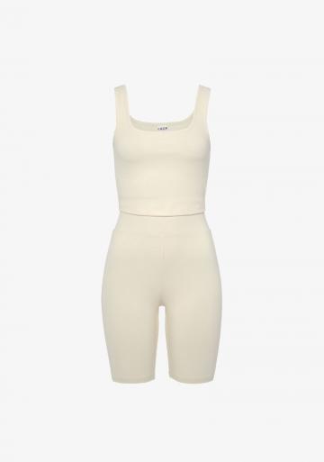 Узкие брюки