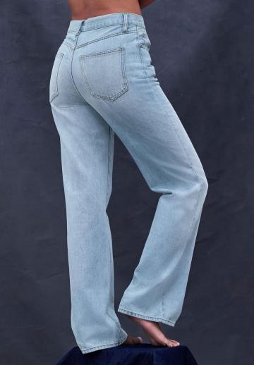 Прямые джинсы