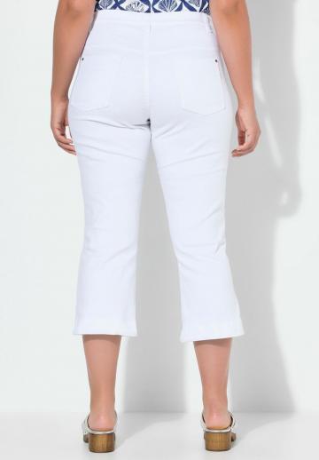 Короткие джинсы