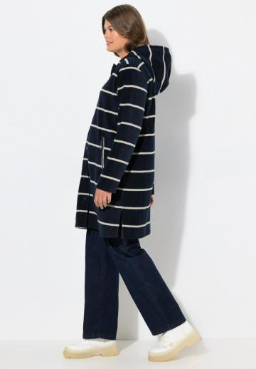 Короткое пальто