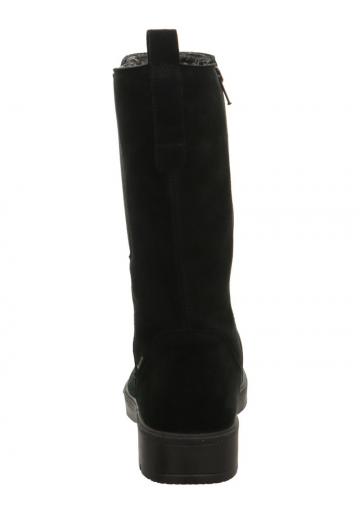 Зимние ботинки