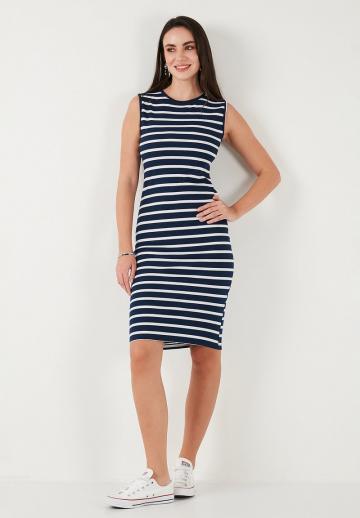 Пляжное платье