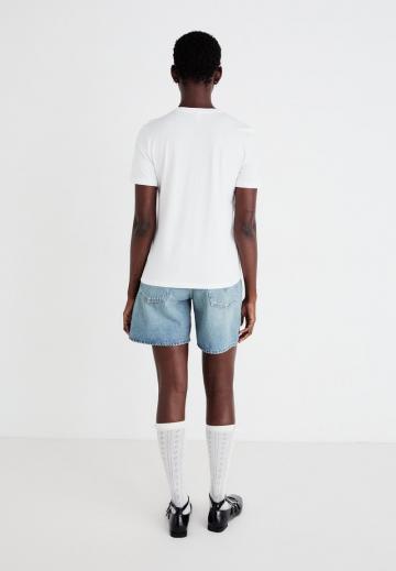 Джинсовые шорты