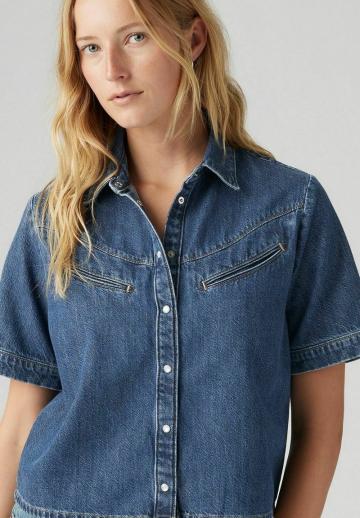 Джинсовая блузка