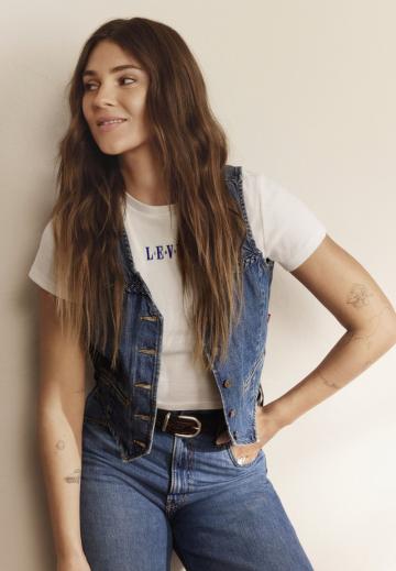 Джинсовая жилетка