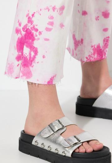 Короткие джинсы