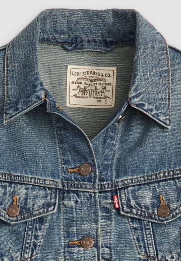 Джинсовая жилетка