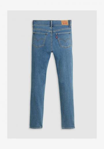 Узкие джинсы