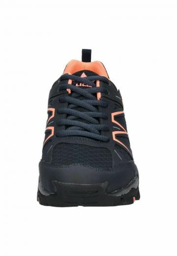 Походные ботинки