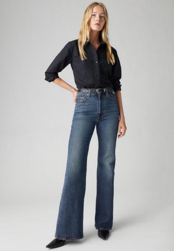 Клешеные джинсы