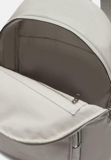 Кожаный рюкзак