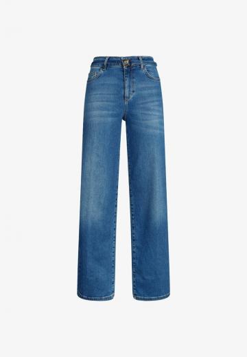 Короткие джинсы