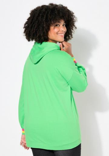 Пуловер с капюшоном