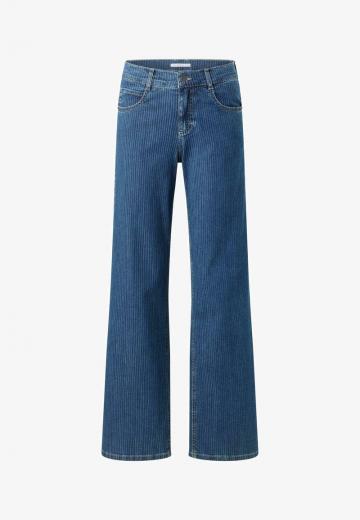 Свободные джинсы