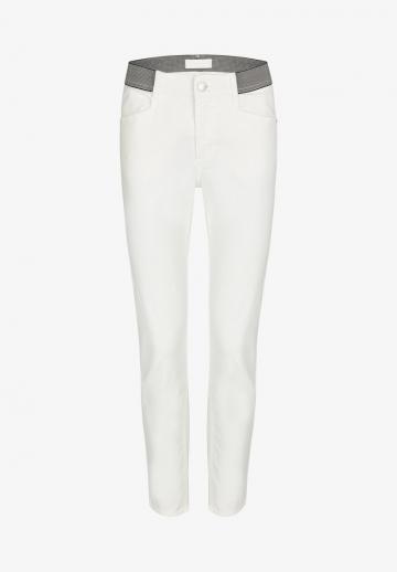 Короткие джинсы