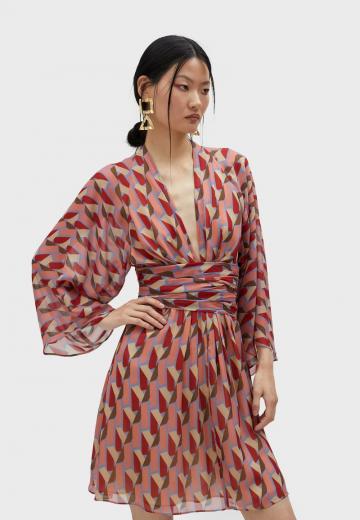 Короткое платье