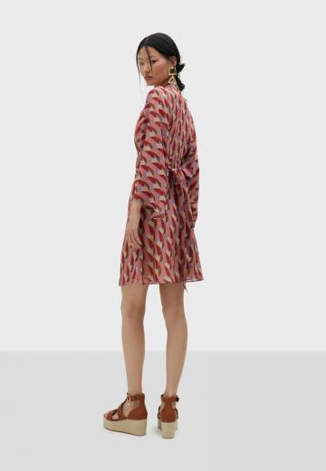 Короткое платье