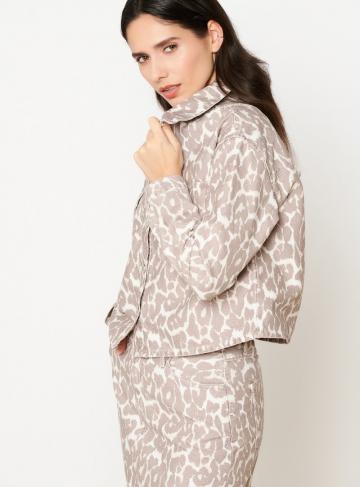 Джинсовая куртка