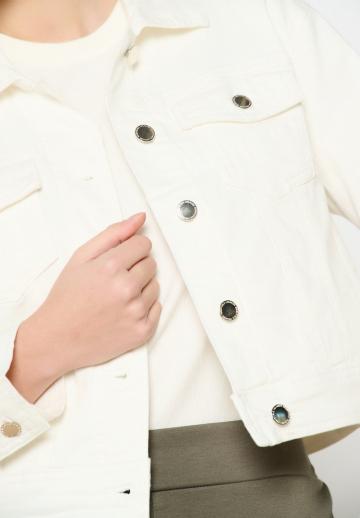 Куртка с накладнымит карманами