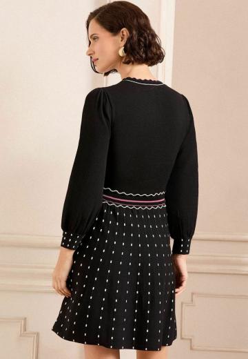 Вязаное платье