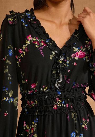 Короткое платье