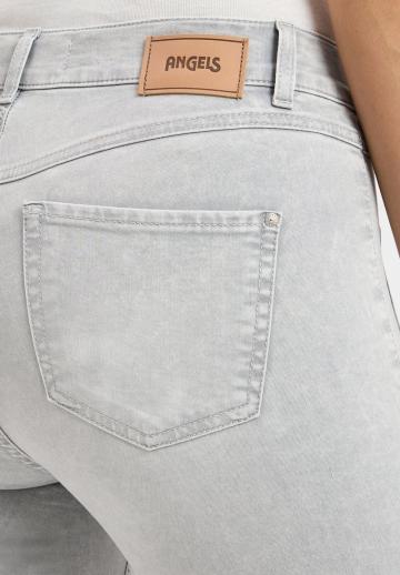 Короткие джинсы