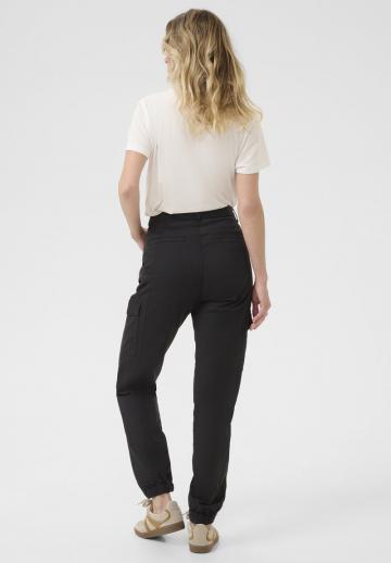 Брюки с накладными карманами