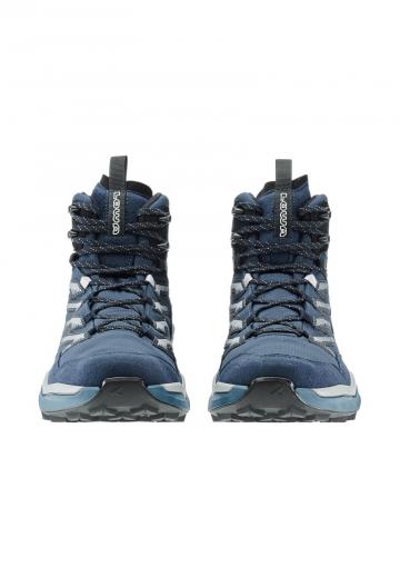 Походные ботинки