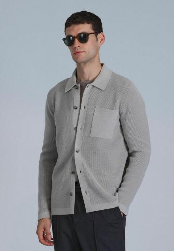 Вязаная кофта
