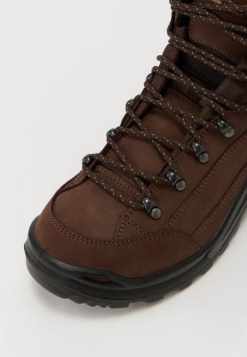 Походные ботинки