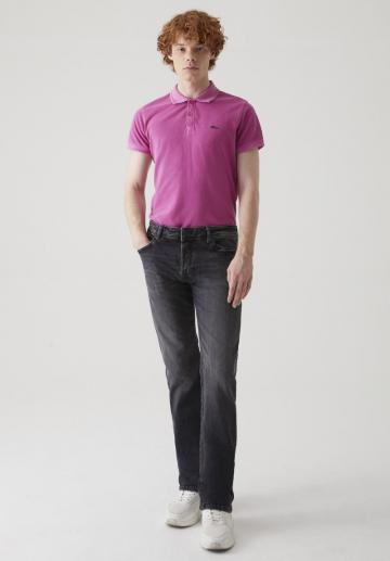 Прямые джинсы