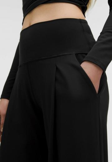 Спортивные штаны