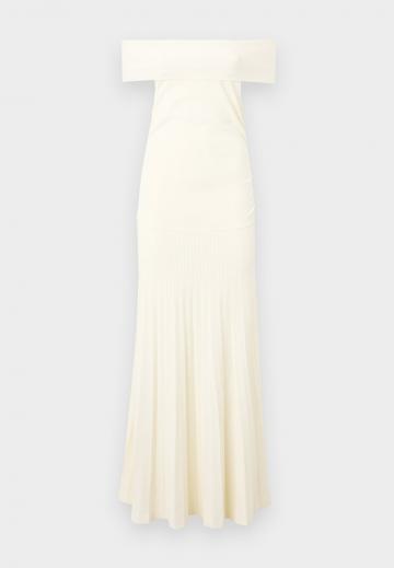 Вязаное платье