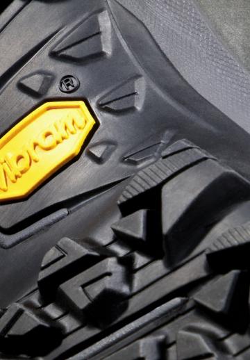 Походные ботинки