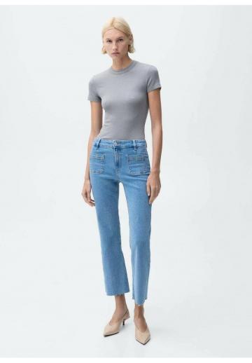 Короткие джинсы