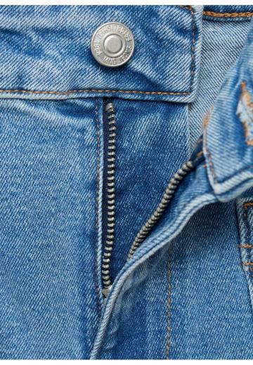 Короткие джинсы