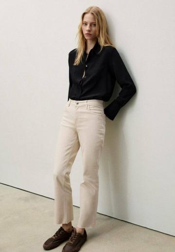 Клешеные джинсы