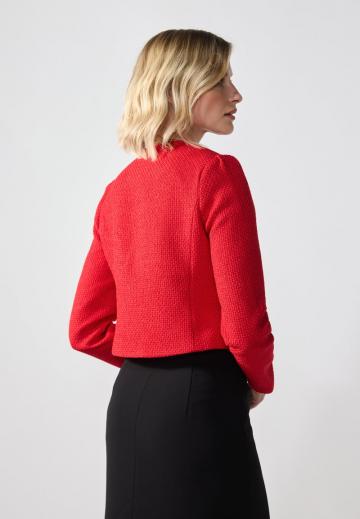 Короткий блейзер