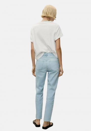 Свободные джинсы