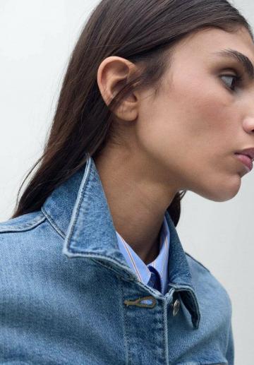 Джинсовая куртка