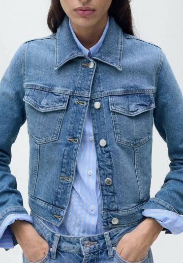 Джинсовая куртка