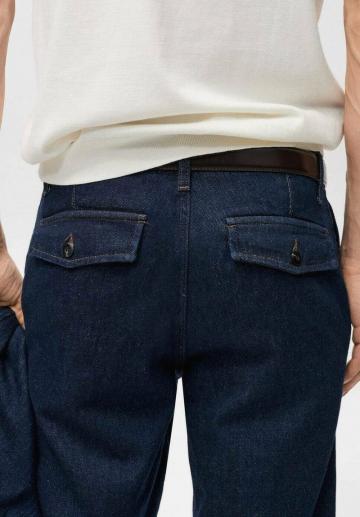 Прямые джинсы