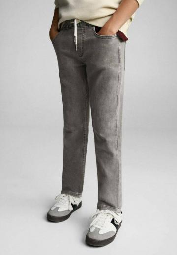 Джинсы