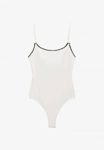 Слитный купальник