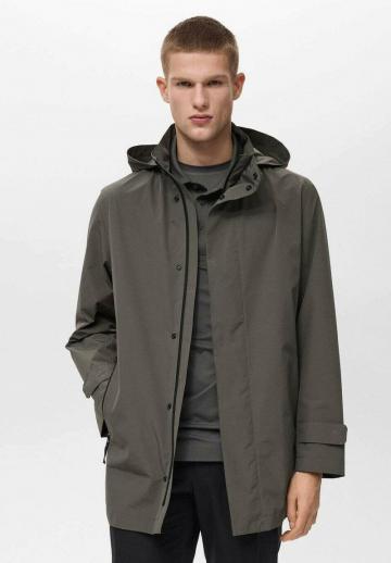 Короткое пальто