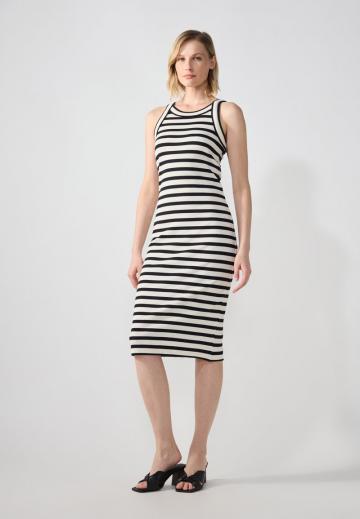 Пляжное платье