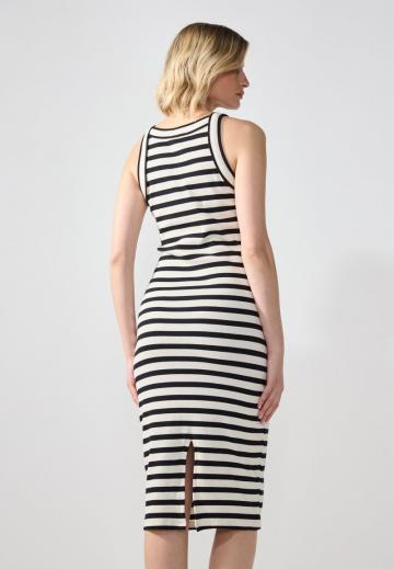 Пляжное платье